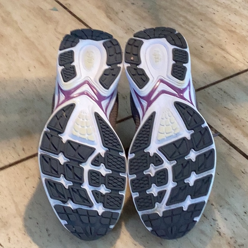 Ryka ladies shoes - Picture 4 of 8